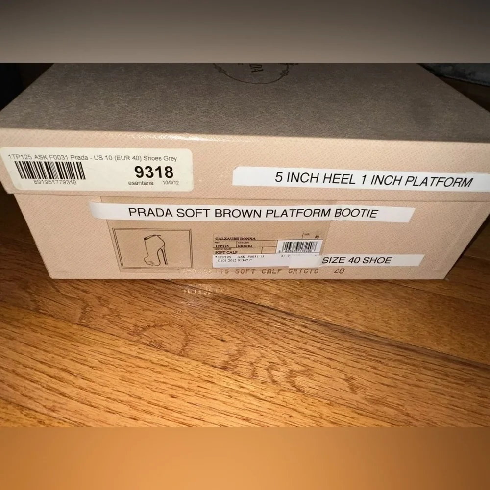 Prada Women's Soft Brown Platform Ankle Boots Size 40 Women’s - Picture 8 of 9